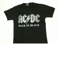 Black round neck t-shirt with pattern BACK IN BLACK Size S