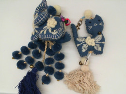 Set of 2 Blue elephant and cat keychain