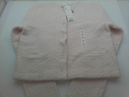 UNIQLO Woman Knitted Short Jacket