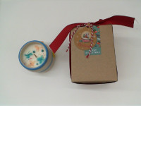 Set of 2 Scented candles in a Christmas gift box