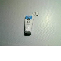 Facial cleansing foam