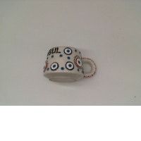 Ceramic mug with pattern 