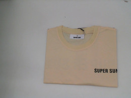 Cream round neck t-shirt Size L Cream round neck t-shirt Size L