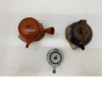Set of 3 Japanese ceramic teapot with teapot stand