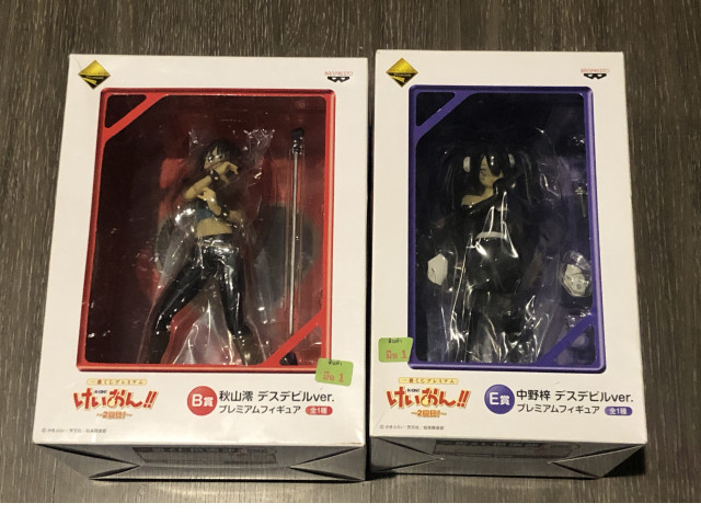 Set of 2 Japanese figures K-on (New & Unboxed) Set of 2 Japanese figures K-on (New & Unboxed)