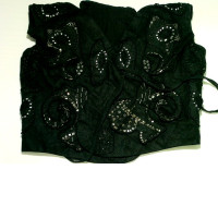 black sequence vest