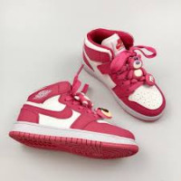 Nike children's sneakers. pink
