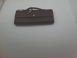 BOTTEGA VENETA Long Andiamo Clutch With Handle