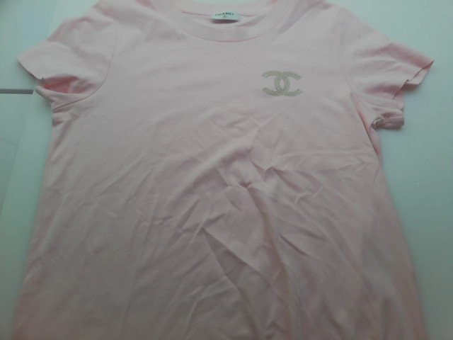 CHANEL T- shirt CHANEL T- shirt