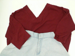 Women's long-sleeved red top and shorts Women's long-sleeved red top and shorts