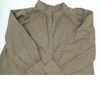 Women's brown round neck long-sleeved shirt Women's brown round neck long-sleeved shirt