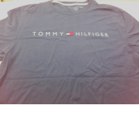 Tommy Hilfiger Logo T-Shirt, Men's Fashion