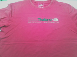 THE NORTH FACE T shirt THE NORTH FACE T shirt