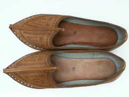 Men's brown pointed toe leather shoes   Size  US12