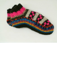  Rainbow pattern knitted socks