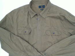Brown long-sleeved shirt Size L Brown long-sleeved shirt Size L