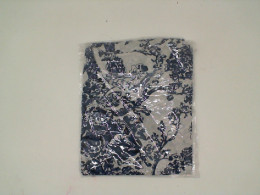 White long-sleeved round neck shirt with blue tree pattern Size L 