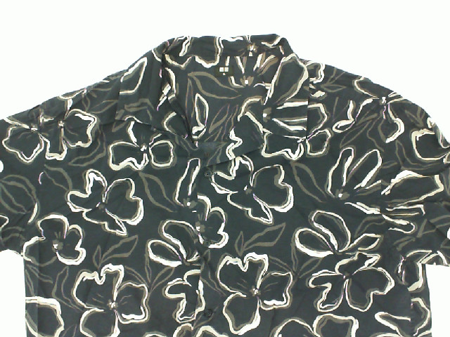 Black Hawaiian shirt with floral collar Size XL Black Hawaiian shirt with floral collar Size XL