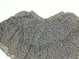 Women's floral short skirt  Size S 