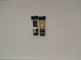 Set of 2  acrylic colour 