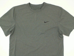Men's grey sports shirt Size L