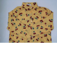 Yellow long-sleeved shirt with red cherry hem Size L Yellow long-sleeved shirt with red cherry hem Size L