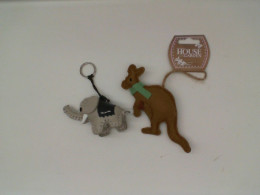 Set of 2 Elephant and kangaroo keychain