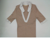 Light green V-neck shirt with collar Size XS