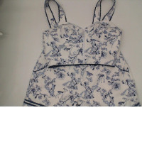 Women's tank top and shorts, white with blue pattern 