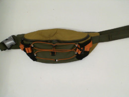 Men's large waist bag in green and brown Men's large waist bag in green and brown