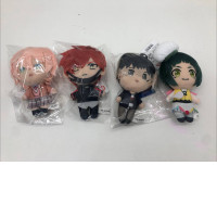Set of 4 plush figures