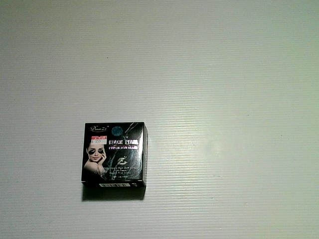 Black Pearl Revitalizing Eye Mask Black Pearl Revitalizing Eye Mask