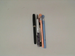Set of 5 Blue pen 