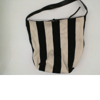 Black and white striped crossbody bag Black and white striped crossbody bag