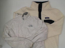 Set of 2 White turtleneck sweater 