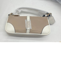 Women's ligh brown handbag