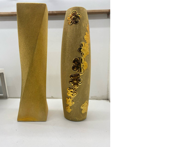 Set of 2 Tall vase with flowers Set of 2 Tall vase with flowers