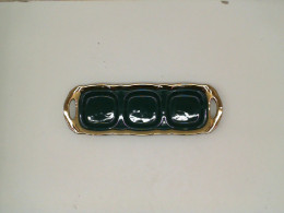 3-compartment dipping sauce plate