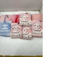 Set of Chanel pink rose pattern bed sheet and pillowcase set 