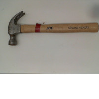 Claw hammer with wooden handle