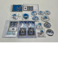 Gift set TWISTED WONDERLAND of 7 badges, 4 acrilyc stands, 1 coaster and 3 collection cards
