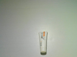 facial cleansing cream