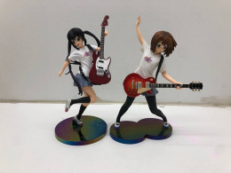 Set of 2 japanese figures "K on!" Set of 2 japanese figures "K on!"