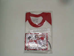  White round neck t-shirt with blue stripes and black pattern  Size XXL