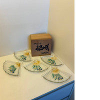 Set of 5 transparent plates in the form of a fan with a picture