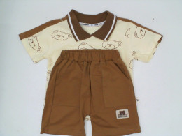 Children's short-sleeved collared shirt and shorts set in brown and cream Children's short-sleeved collared shirt and shorts set in brown and cream