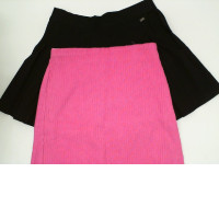 Set of 2 Women's black and pink short skirt 