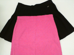 Set of 2 Women's black and pink short skirt 