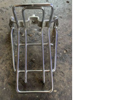 Basket rack Honda C125 Super Cub