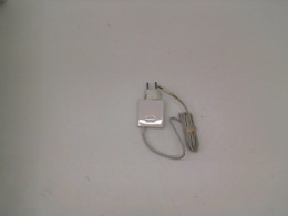 Adapter and charging cable, battery type C 